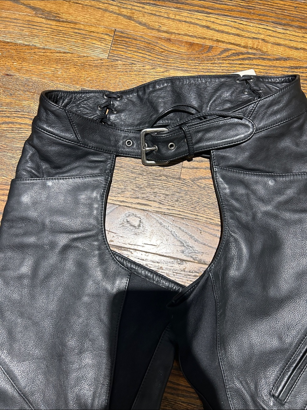 Harley Black Leather Motorcycle Chaps with Waist Belt - Picture 8 of 15